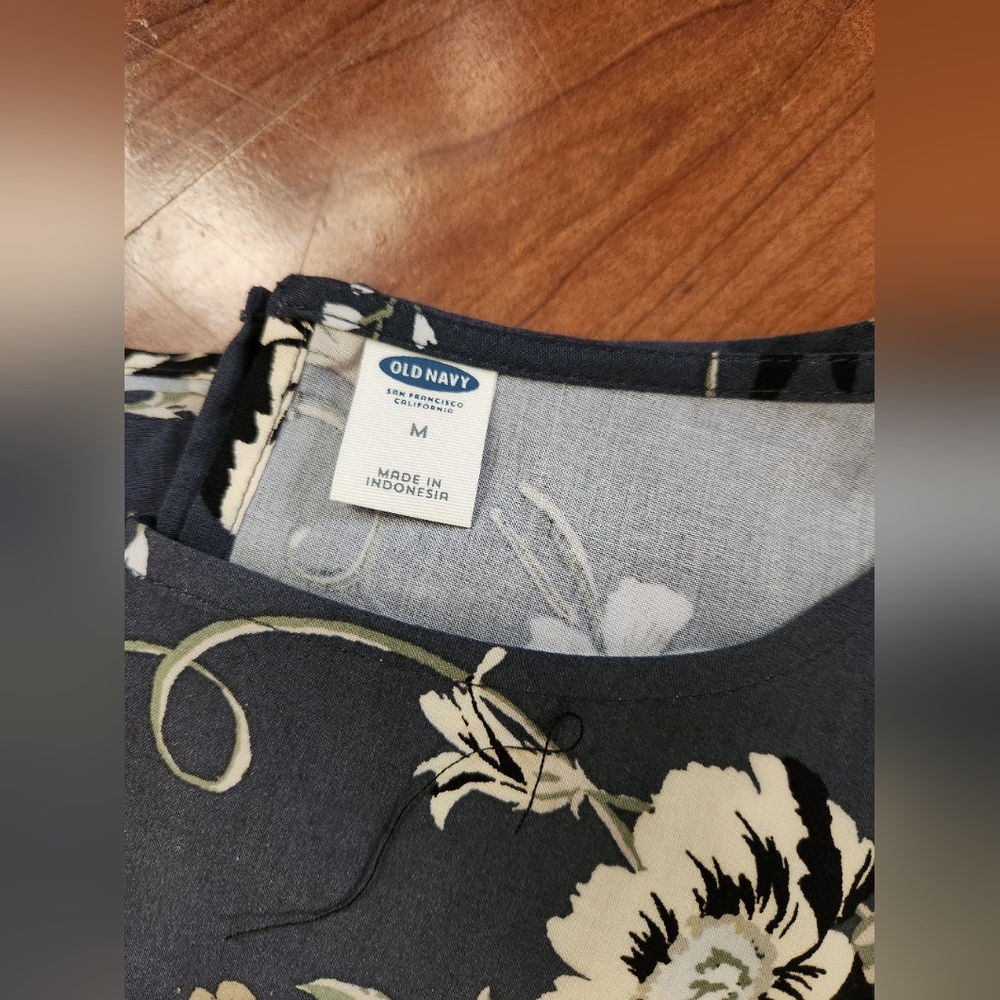 Old Navy Dress - Picture 7 of 9